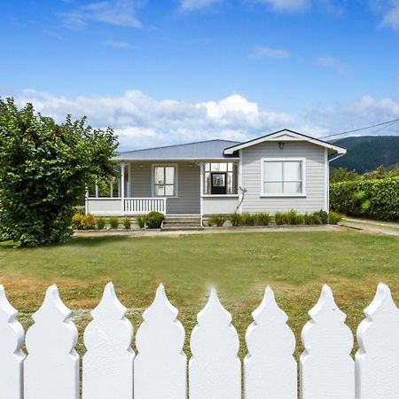 Corokia Villa Richmond Exterior photo